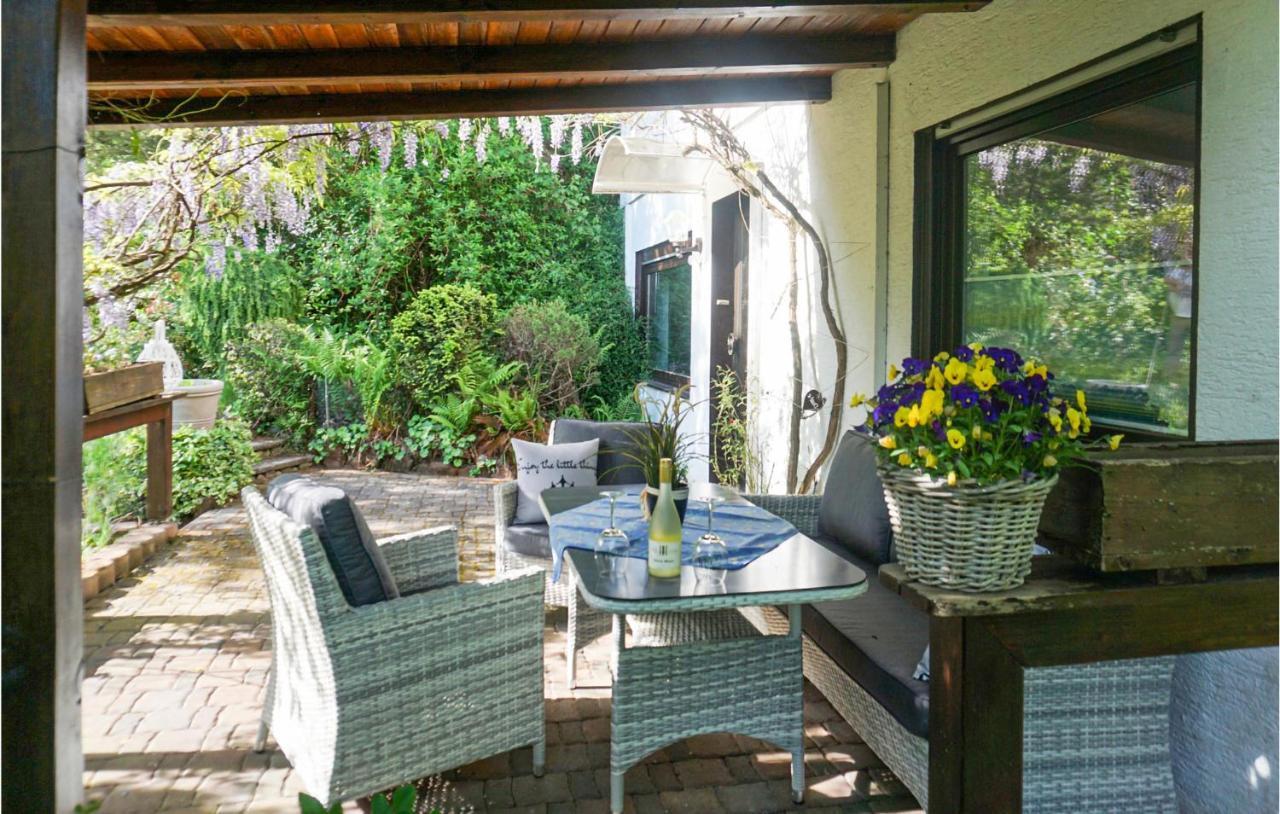 Cozy Apartment In Hinterweidenthal With Sauna Екстер'єр фото