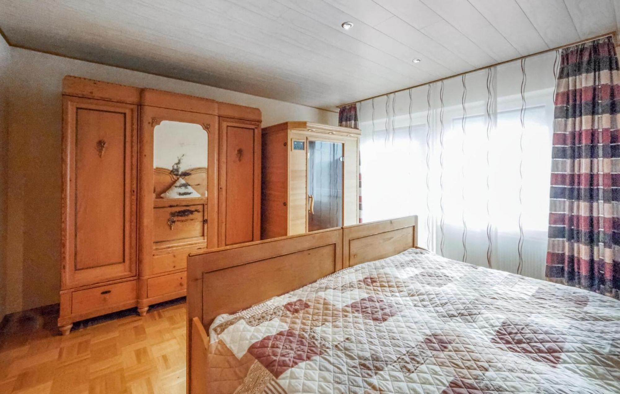 Cozy Apartment In Hinterweidenthal With Sauna Екстер'єр фото